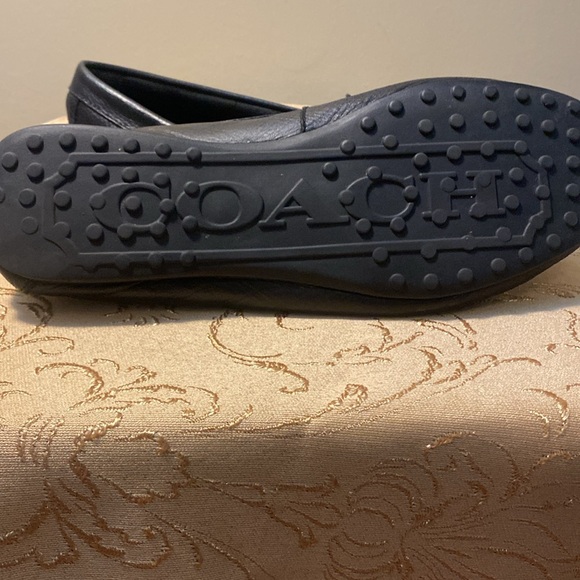 Coach black leather loafer - Picture 3 of 7